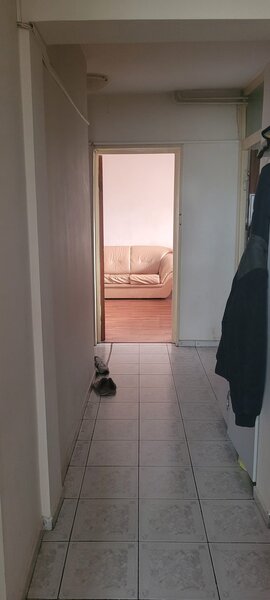 Schimb 4 camere Mega Mall Complex Miramar cu 2 camere in orice zona.