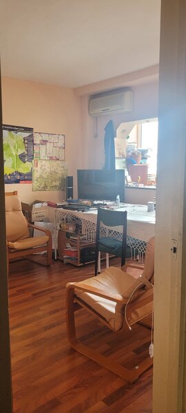 Schimb 4 camere Mega Mall Complex Miramar cu 2 camere in orice zona.